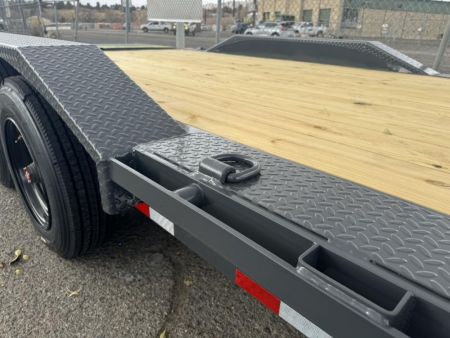 New 2025 Lamar 102  X 24' H8 - 16K Buggy Hauler / Equipment Hauler Trailer