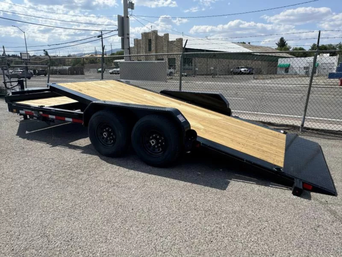 New 2025 Baseline HTL 20' -14K Equipment Tilt Trailer