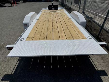 New 2025 Diamond C HDT 20' - 14.9K Equipment Tilt Trailer