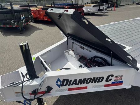 New 2026 Diamond C DEC 26' Max Ramp - 14.9K Deckover Equipment Trailer