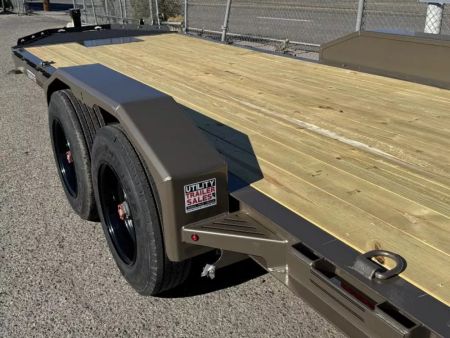New 2026 Diamond C LPX 20' - 18K Equipment Trailer