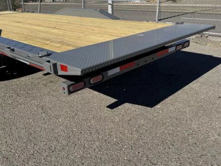 New 2026 Diamond C HXD 102"x22' - 15.5K Equipment Tilt Trailer