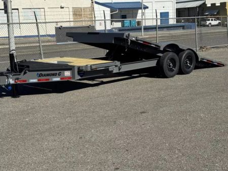 New 2026 Diamond C HXD 102 x22' - 15.5K Equipment Tilt Trailer