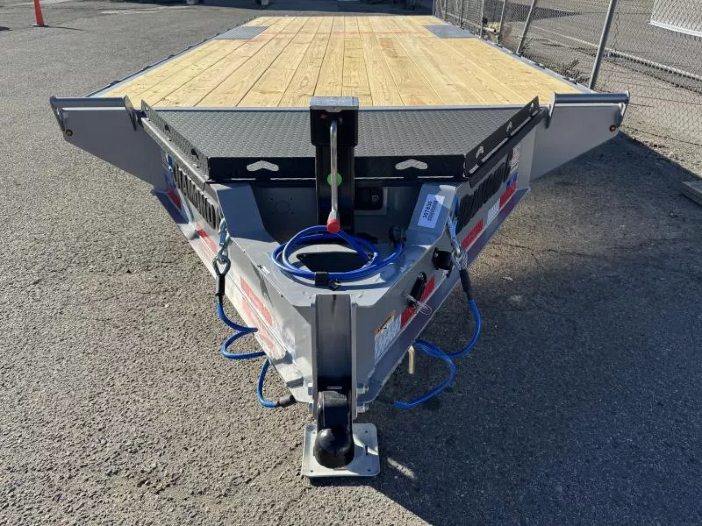 New 2027 Diamond C DEC 22' - 15.5K Deckover Equipment Trailer