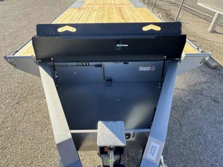 New 2027 Diamond C DEC 22' - 15.5K Deckover Equipment Trailer