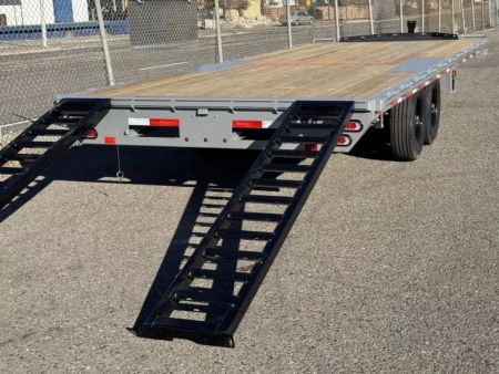 New 2027 Diamond C DEC 22' - 15.5K Deckover Equipment Trailer