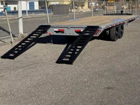 New 2027 Diamond C DEC 22' - 15.5K Deckover Equipment Trailer