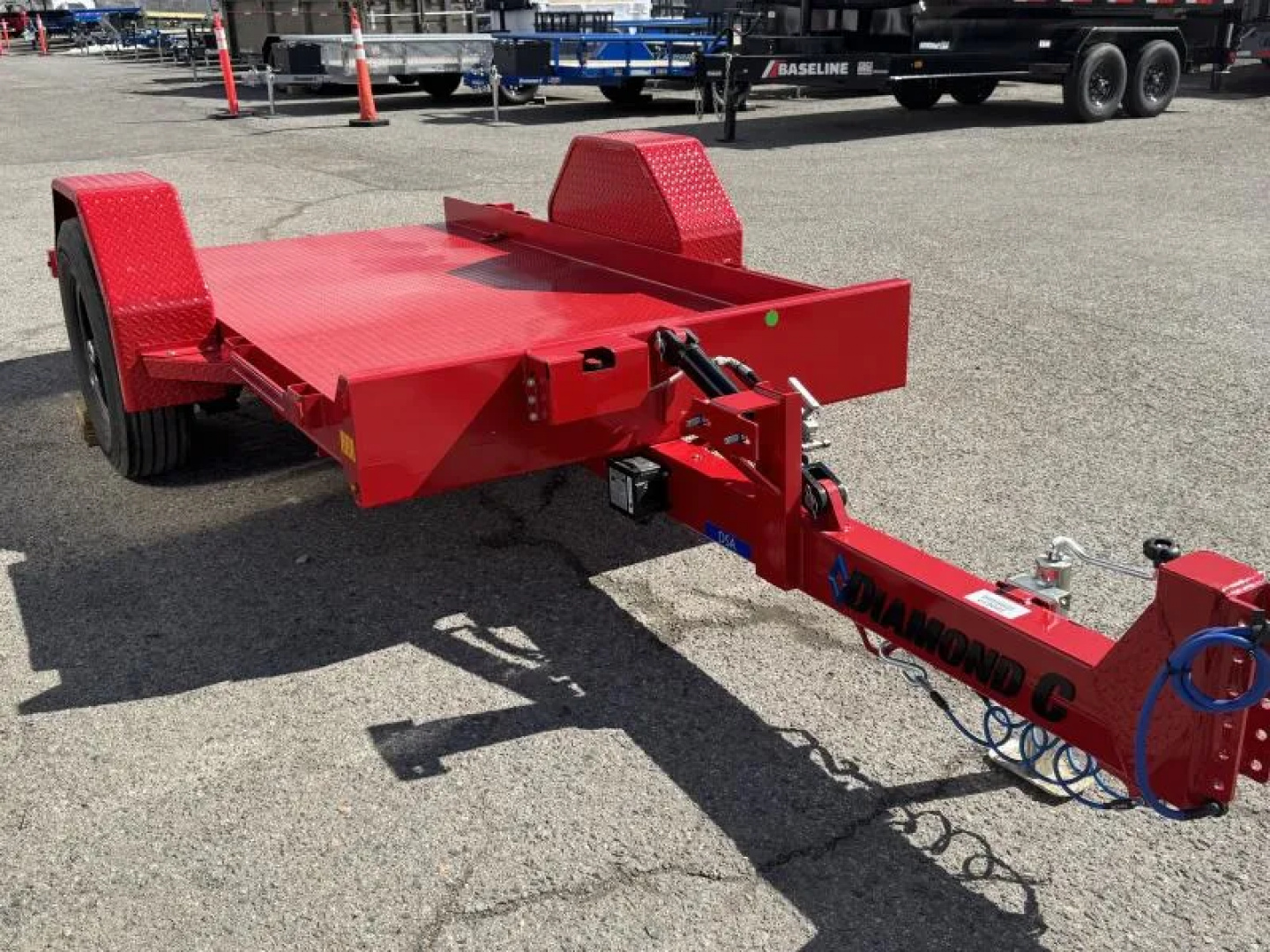 New 2026 Diamond C DSA 59"x10' - 7K Scissor Lift Tilt Trailer