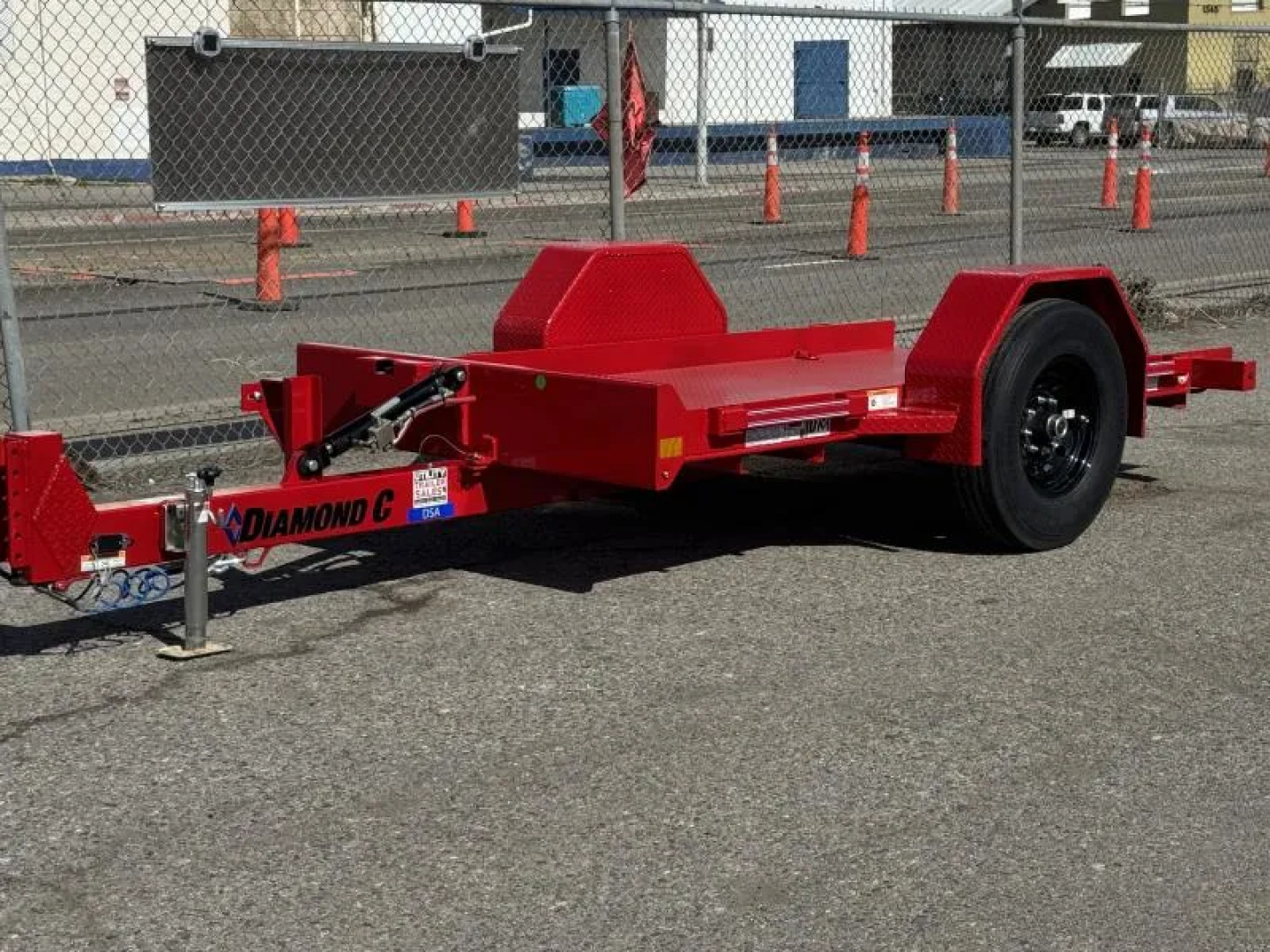 New 2026 Diamond C DSA 59"x10' - 7K Scissor Lift Tilt Trailer