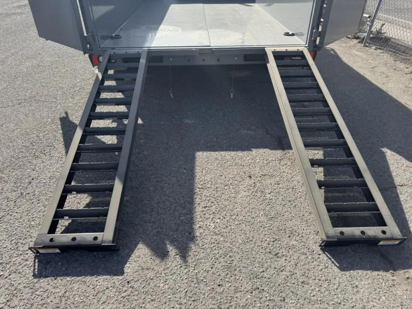 New 2027 Diamond C LPT 14' 7 GA. - 15.5K Telescopic Dump Trailer