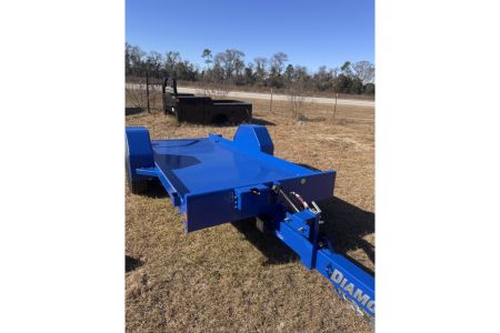 New 2026 Diamond C Trailers DSA107-12