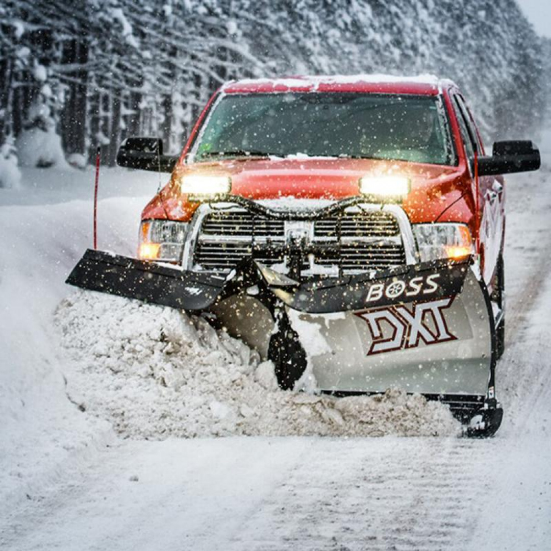 New MSC18292 - BOSS SNOWPLOW 9'2'' STAINLESS STEEL V-DXT V-PLOW with cold front