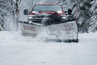 New MSC18782 - BOSS SNOWPLOW RT3 8'2'' STAINLESS V-XT V-PLOW with Cold Front