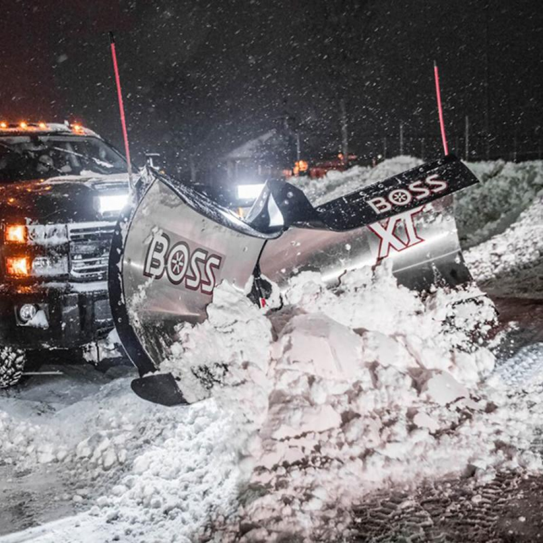 New MSC18792 - BOSS SNOWPLOW RT3 9'2'' STAINLESS V-XT V-PLOW with Cold front