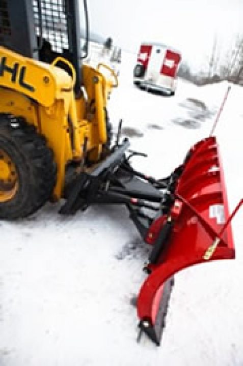 New TRP07800 - BOSS SNOWPLOW 8'0'' STRAIGHT BLADE SKID STEER TRIP EDGE PLOW