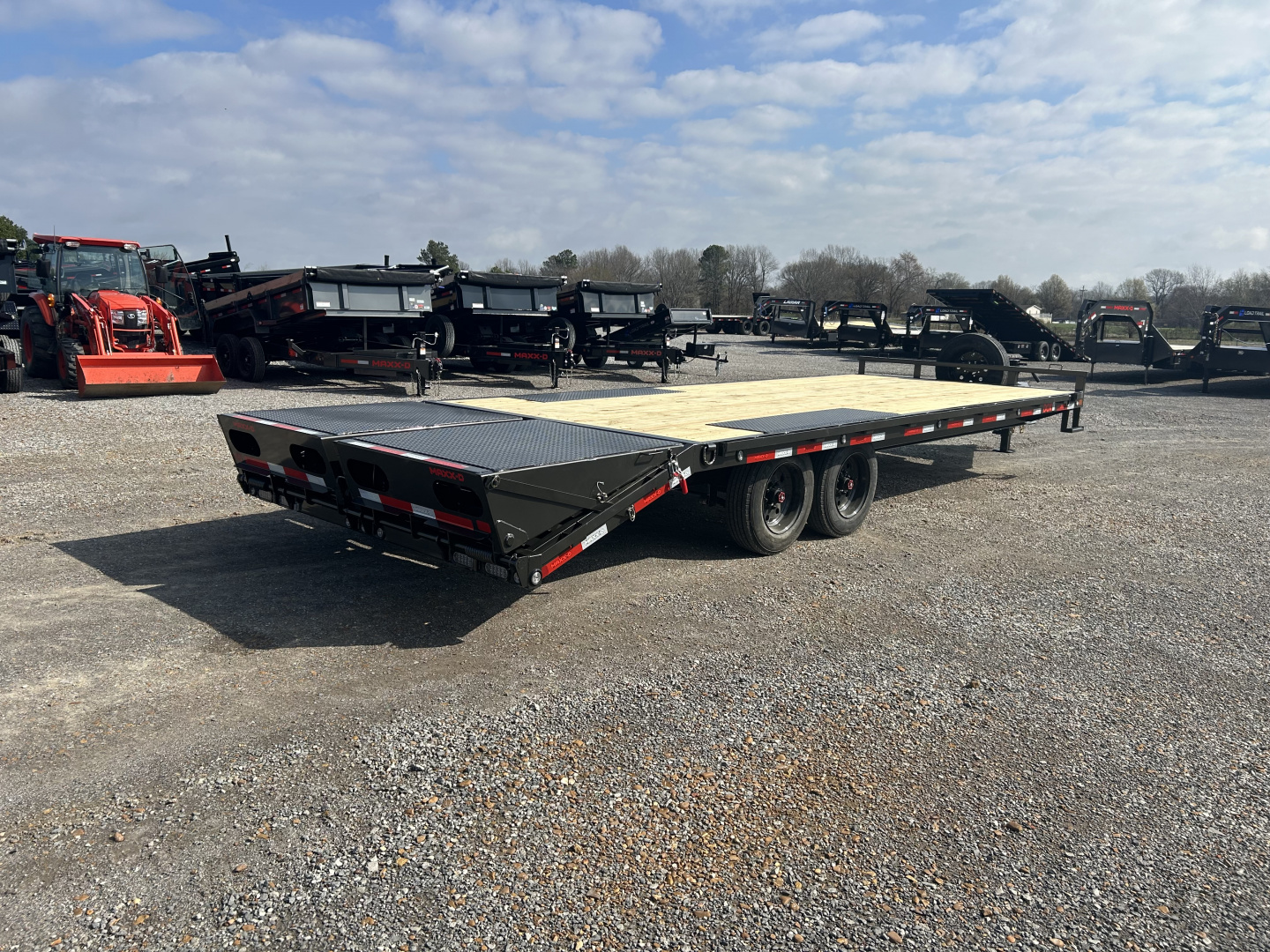 New 2026 MAXXD 102"X24' 17.5K Flatbed Trailer