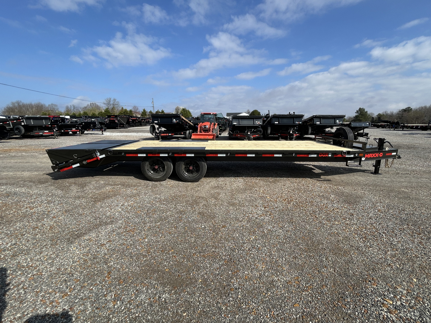 New 2026 MAXXD 102"X24' 17.5K Flatbed Trailer