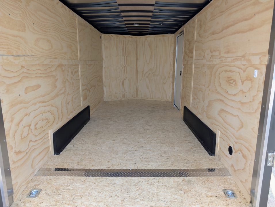 8×7.5 Enclosed Cargo Trailer photo 7