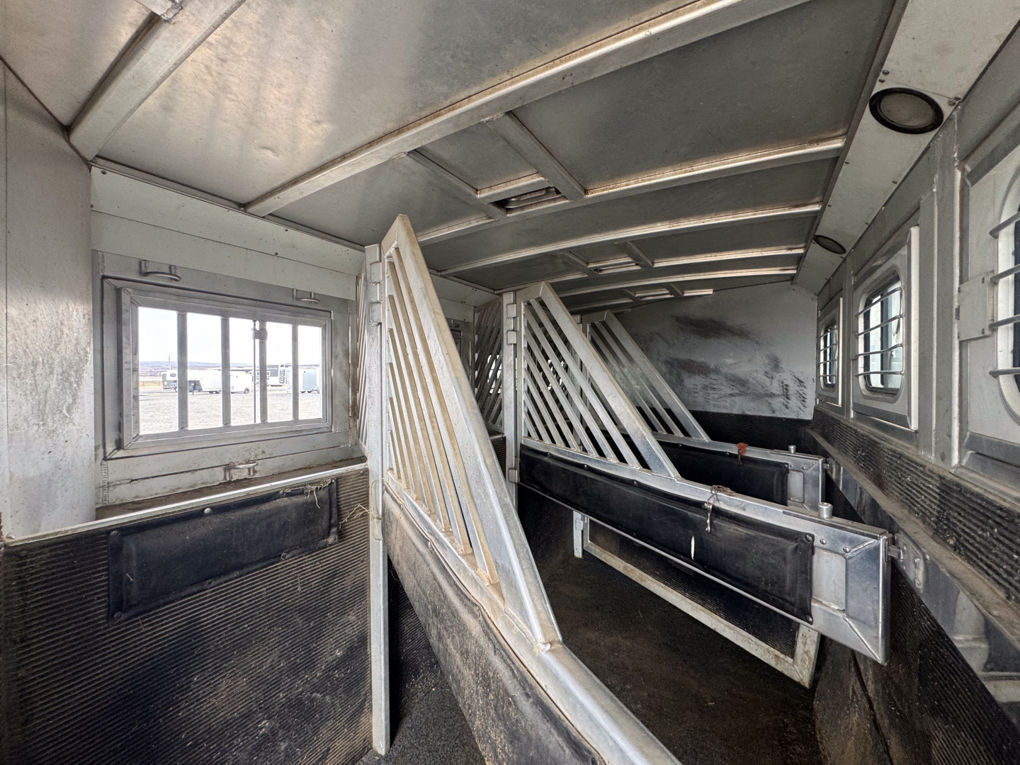Used 2005 Bloomer 4H BP Horse Trailer