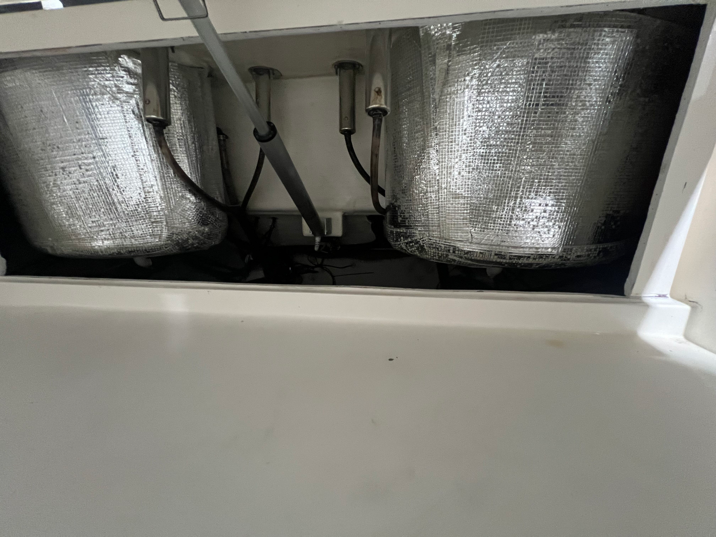 Used 2018 Cobia 30' Center Console Boat