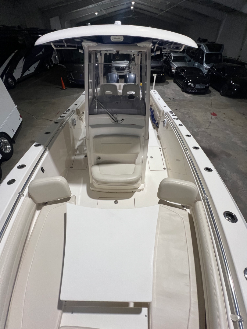 Used 2018 Cobia 30' Center Console Boat