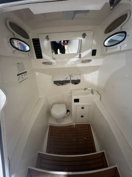 Used 2018 Cobia 30' Center Console Boat