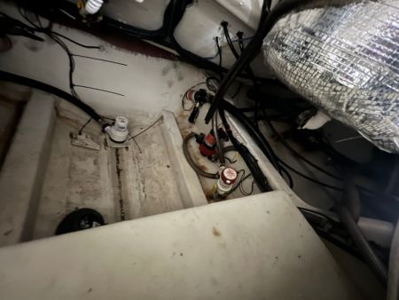 Used 2018 Cobia 30' Center Console Boat