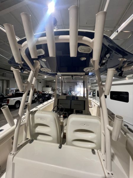 Used 2018 Cobia 30' Center Console Boat