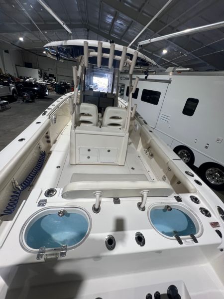 Used 2018 Cobia 30' Center Console Boat