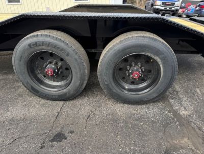 New 2026 MAXX-D H9X10224 Equipment Trailer