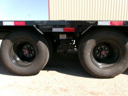 New 2027 Load Trail 102x32 GN Flatbed w/ Max Ramps & Torque Tube 24k