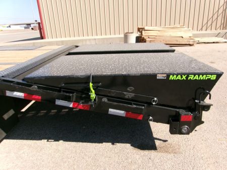 New 2027 Load Trail 102x32 GN Flatbed w/ Max Ramps & Torque Tube 24k