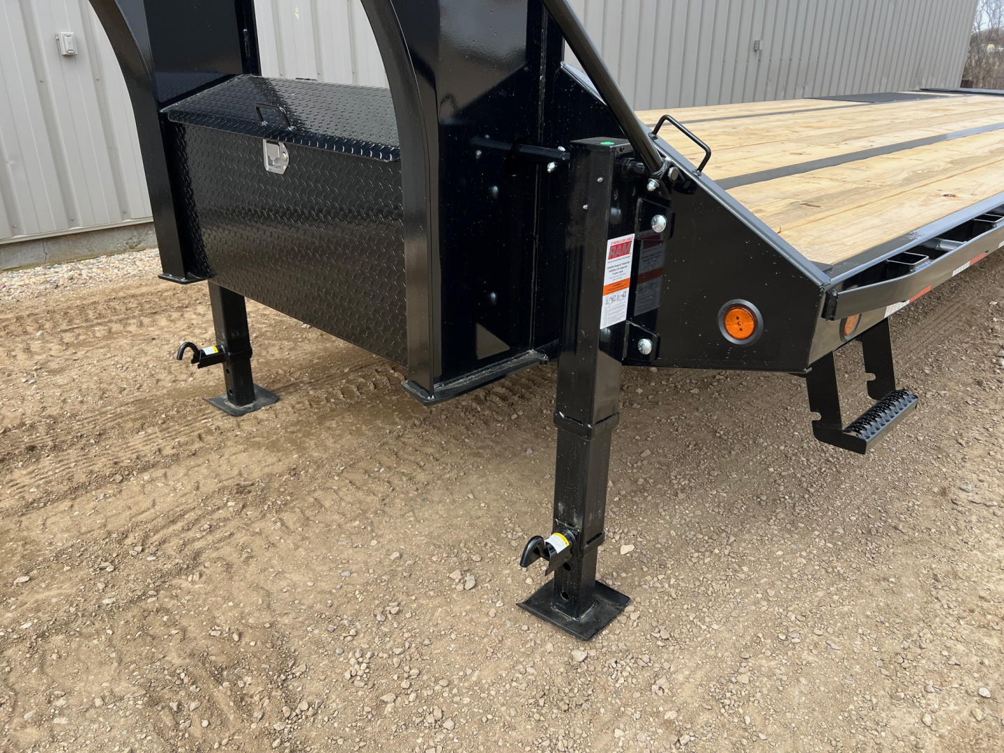New 2026 PJ Trailers 32' LD Gooseneck 10K's Flatbed Trailer