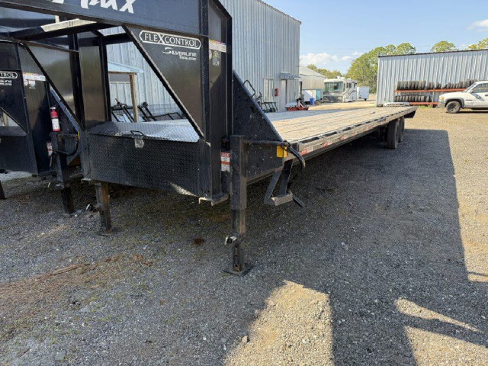Used 2024 Trail Maxx 40 Ft Gooseneck Equipment Trailer – Hidden Ramps | 12,000 LB GVWR
