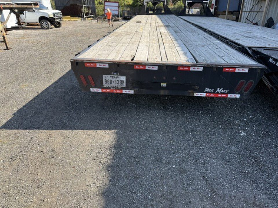 Used 2024 Trail Maxx 40 Ft Gooseneck Equipment Trailer – Hidden Ramps | 12,000 LB GVWR