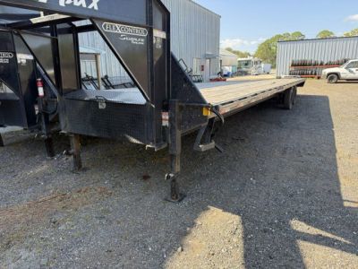 Used 2024 Trail Maxx 40 Ft Gooseneck Equipment Trailer – Hidden Ramps | 12,000 LB GVWR
