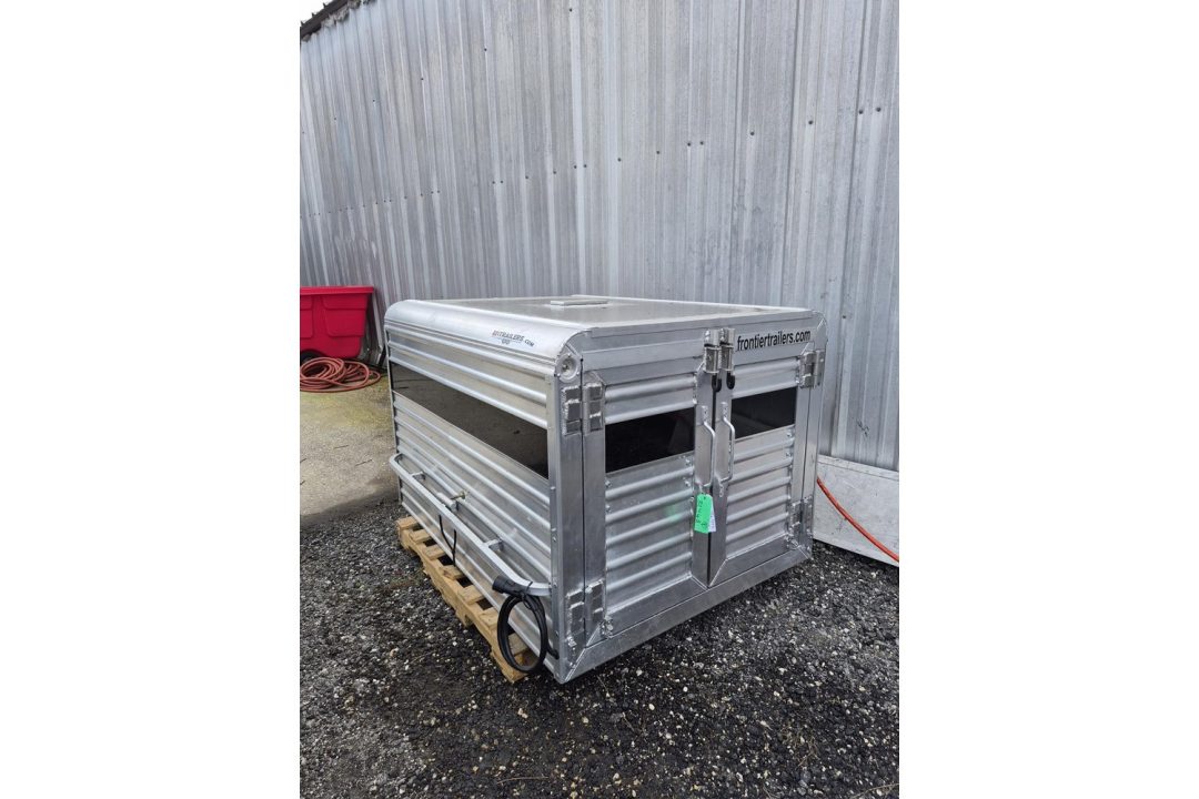 New 2026 Frontier Trailers 5'1" Truck Bed Livestock Box – Double Doors & Center Divider