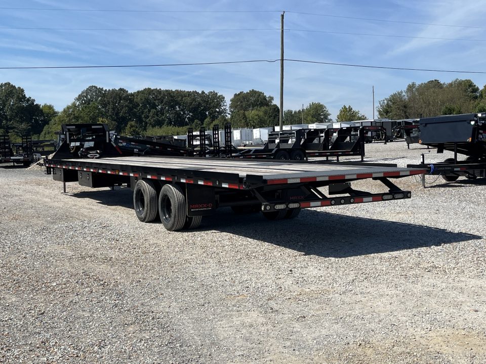New 2026 MAXXD 102"X40' 30K Full Tilt Container Gooseneck Trailer