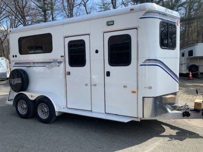 Used 2022 Kingston Trailers 2h d/room Horse Trailer Classic Elite
