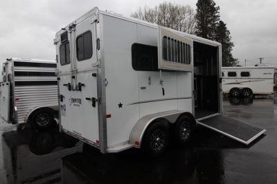 New 2026 Frontier Fast Track 2 Horse WB Straight Load Trailer