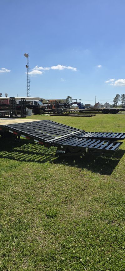 New 2026 PJ Trailers LD 35' Flatbed Trailer