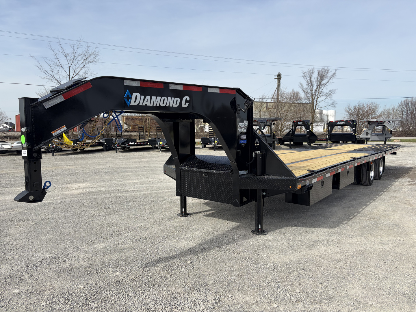 New 2026 Diamond C Trailers FMAX212L32X102HDT (32' X 102") 25.9K (Pacesetter Ed.) Hydraulic Dovetail Flatbed Trailer