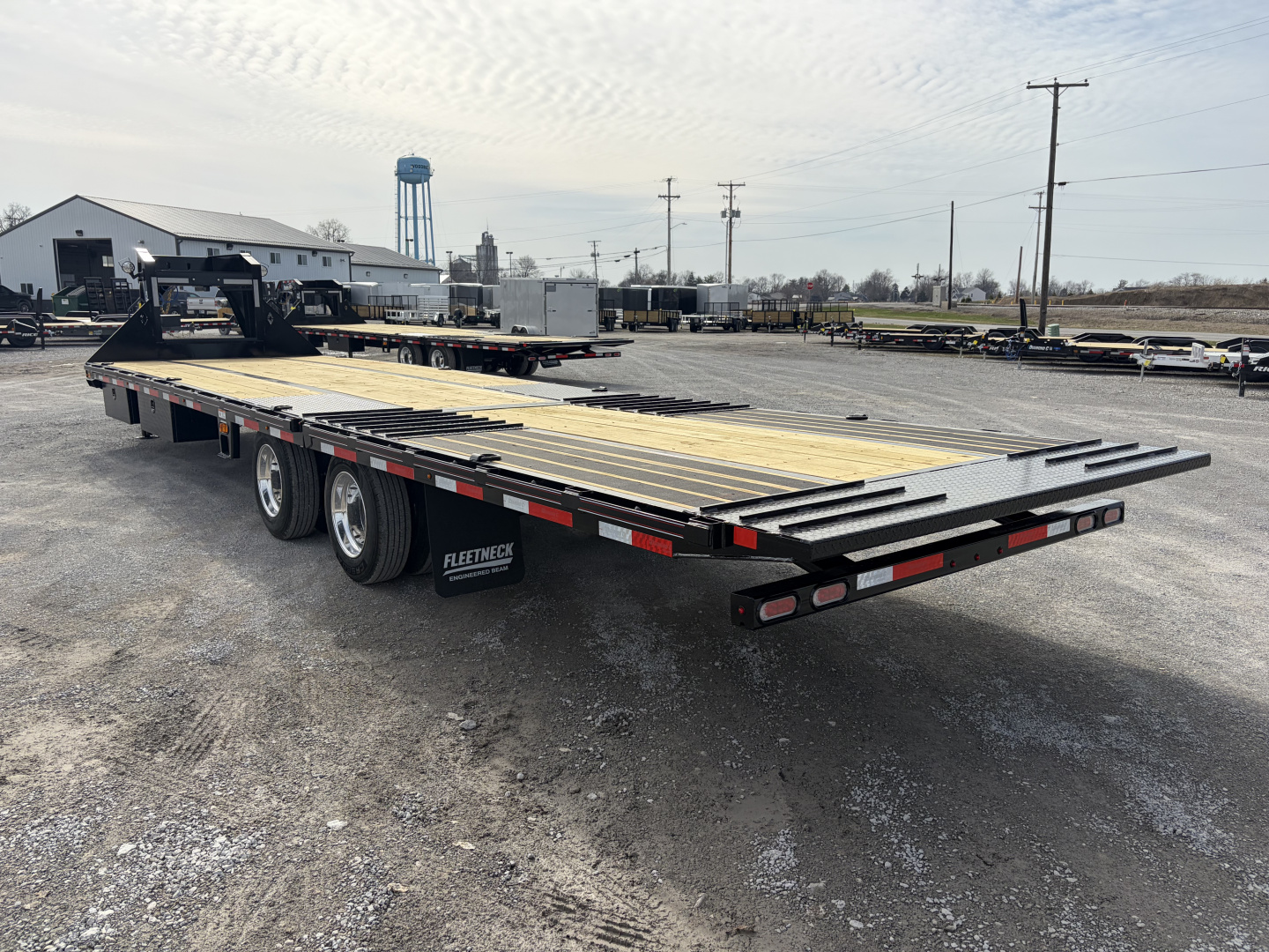 New 2026 Diamond C Trailers FMAX212L32X102HDT (32' X 102") 25.9K (Pacesetter Ed.) Hydraulic Dovetail Flatbed Trailer