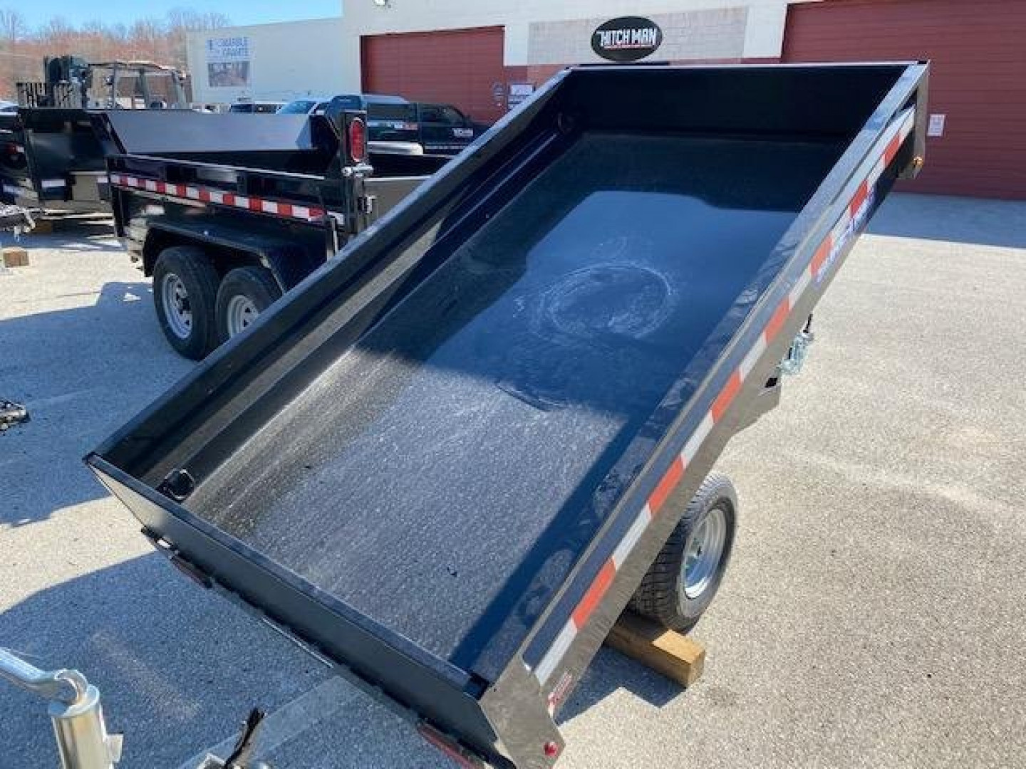 New 4.5 x 8 Sure-Trac Single Ram Utility Dump Trailer 3k