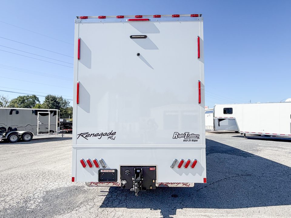New 2027 Renegade RV Motorhome Peterbilt 589 Class C 45CME - 1.5 Bathrooms