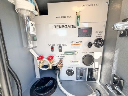 New 2027 Renegade RV Motorhome Peterbilt 589 Class C 45CME - 1.5 Bathrooms
