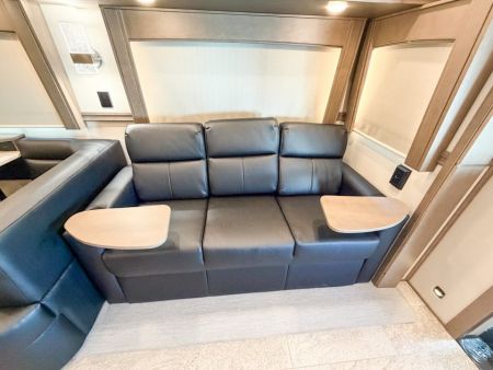 New 2027 Renegade RV Motorhome Peterbilt 589 Class C 45CME - 1.5 Bathrooms