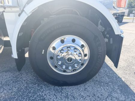New 2027 Renegade RV Motorhome Peterbilt 589 Class C 45CME - 1.5 Bathrooms