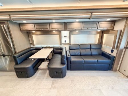 New 2027 Renegade RV Motorhome Peterbilt 589 Class C 45CME - 1.5 Bathrooms