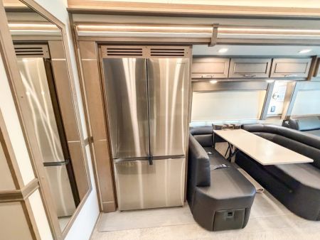 New 2027 Renegade RV Motorhome Peterbilt 589 Class C 45CME - 1.5 Bathrooms